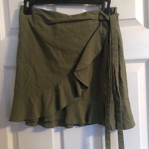 olive ruffled miniskirt